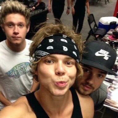 Ashton, Liam and Niall