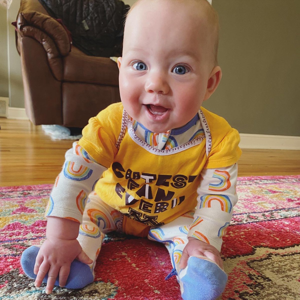 AlliBehr's tweet photo. Game one of the belly hockey Coronavirus Series... Won by the gold team only because maroon team scored on himself 2 times. 〽️🦠🏈 #RowTheBoat #SkiUMah #GoGophers @Coach_Fleck @GopherSports https://t.co/JUy5Z9MKpt