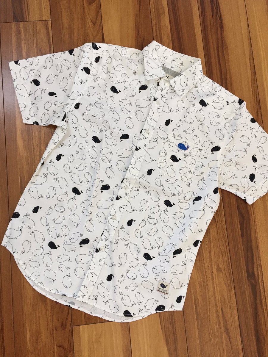 いっしぃ ちなみにこちらのくじら柄シャツもメンズサイズだけど可愛すぎて買っちゃった オーバーサイズで着倒す え しまむらメンズファッション熱いな 好き