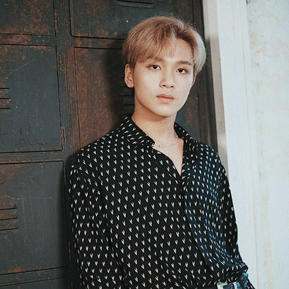 Lee Haechan as Kyohei Takahana- surrounded by so many girls- but heart and eyes are glued to one only- strong vibe but a softie inside- will fight everyone who messes with his girl