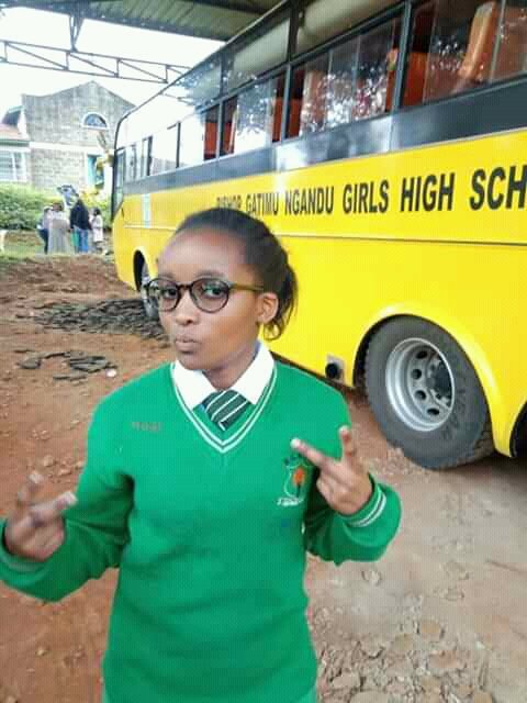 UnlockedPurpose's tweet photo. Share widely. 
"Salome Ndegwa 15yrs, went missing on Sunday 5th april 2020 at around 6pm. Brown, mnono kiasi, had worn black hairly hood, black trousers &amp; sport shoes. Schools at Bishop Gatimu Ngandu. 0723046041" @Hot_96Kenya @DCI_Kenya @PoliceKE @inooroke @RobertAlai @ItsMutai https://t.co/bF7IoAXONh