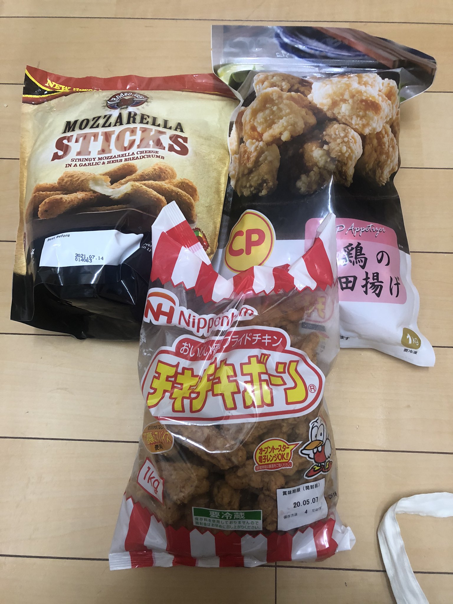 ちん チキチキボーン頼まれてコストコへ モッツァレラスティック 見つけちゃったから買ったわよ T Co 9sdoko48lp Twitter