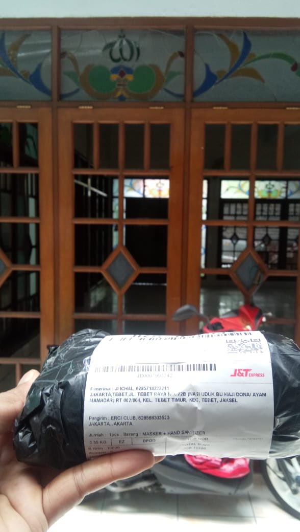 ERCI JAKARTA SEHAT
Iya... ERCI Jakarta harus sehat... pengurus dan member membuka donasi untuk memberikan hand sanitizer dan masker ke beberapa RS yg ada di jakrata... tidak lupa juga kita memperhatikan para member
#ercijakartapeduli
#covid19
#ercijakartasehat
#bantuankemanusiaan