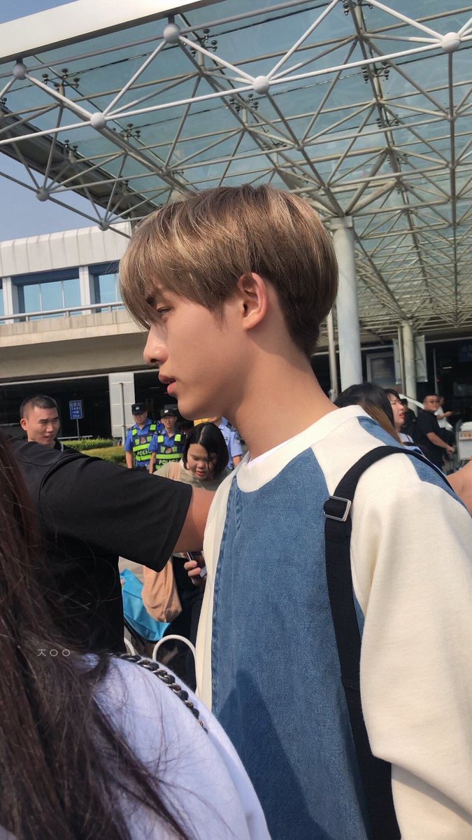 ต่งซือเฉิง ;—;
