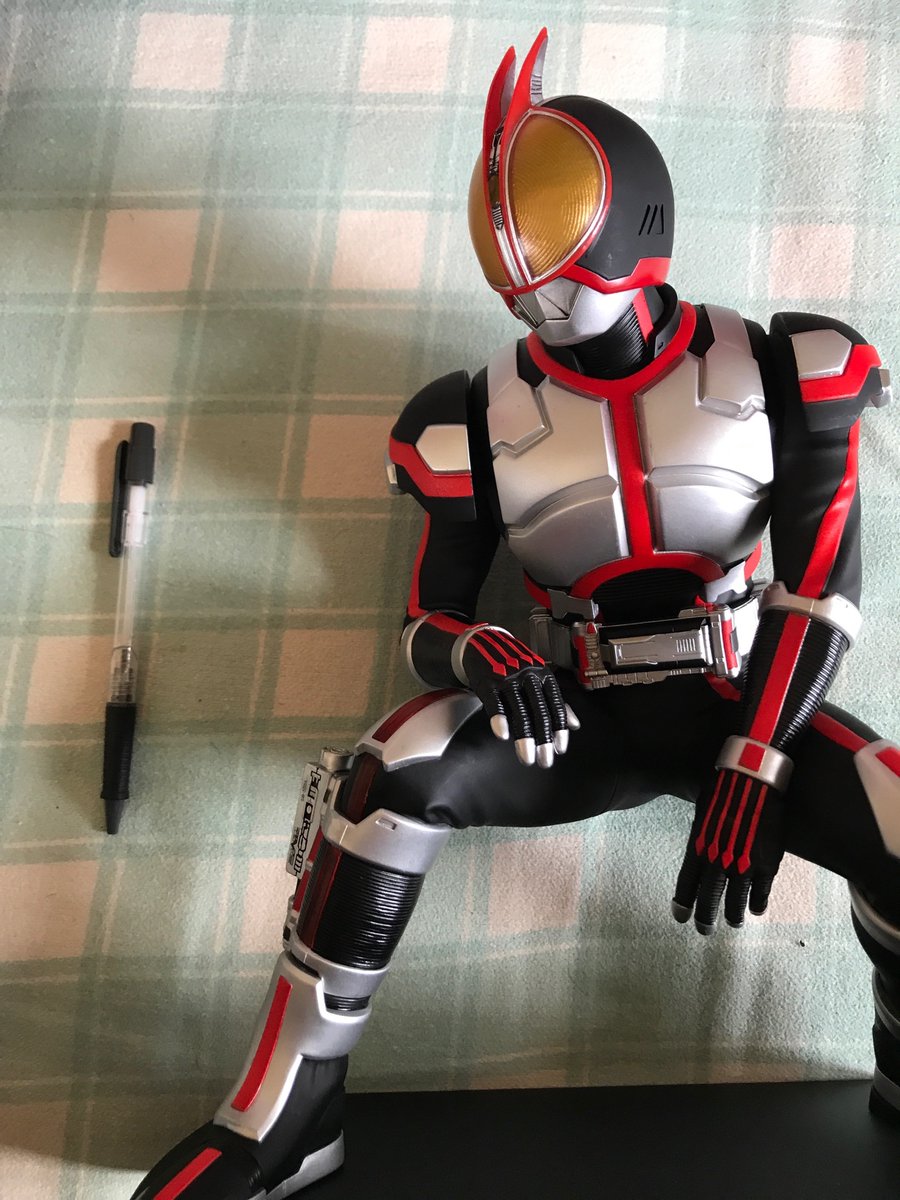 櫛灘 くしなだ 我が家にでっかいファイズがきた というわけでアルティメットアーティクル 仮面ライダーファイズ 届きました ボールペンと比較するとこんな感じ 仮面ライダー555 櫛灘 くしなだ 我が家にでっかいファイズがきた というわけでアルティメットアーティクル 仮面ライダーファイズ 届きました ボールペンと比較するとこんな感じ 仮面ライダー555