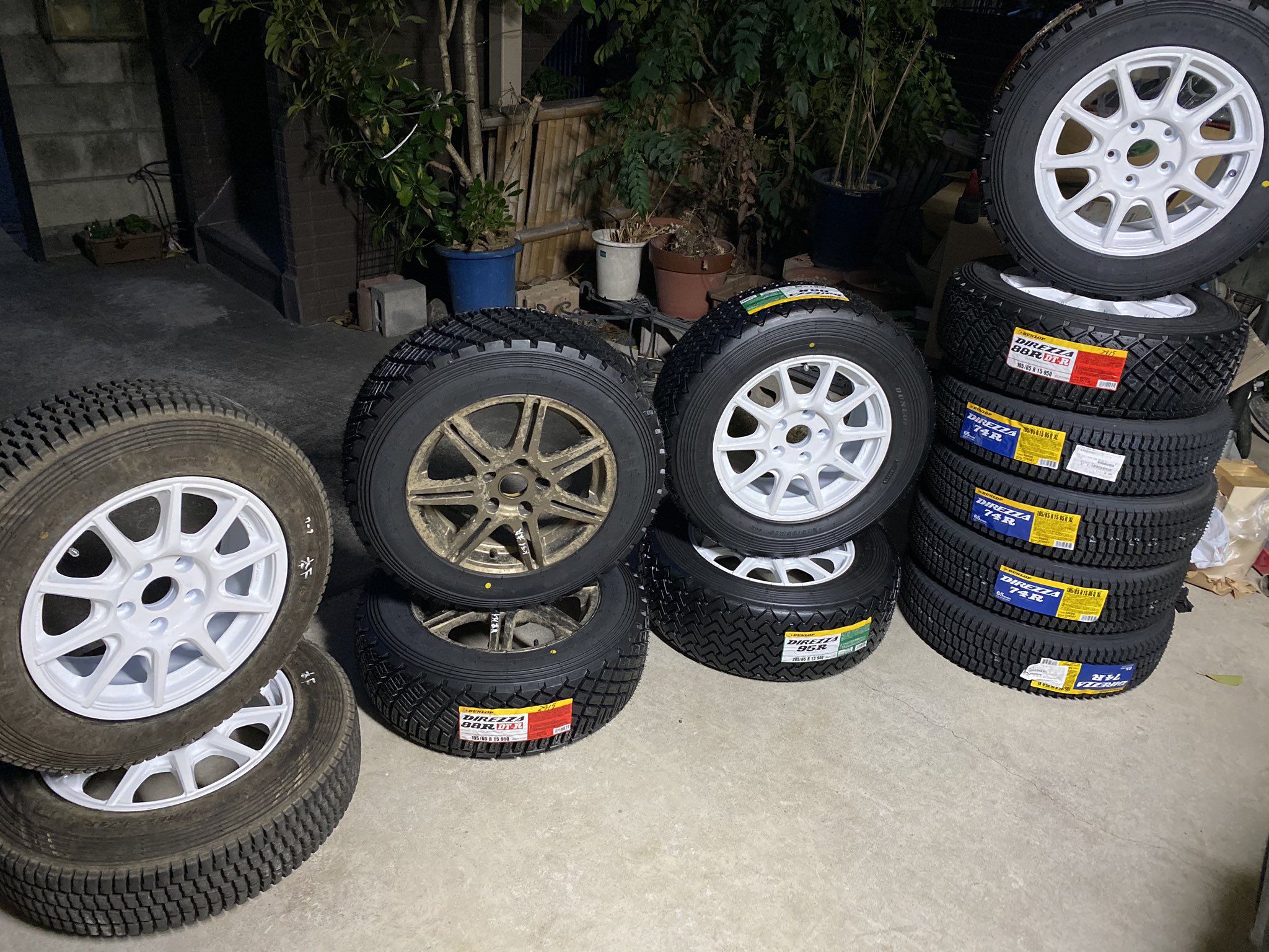 天然石ターコイズ DUNLOP DIREZZA 74R - 通販 - anubanssk.ac.th
