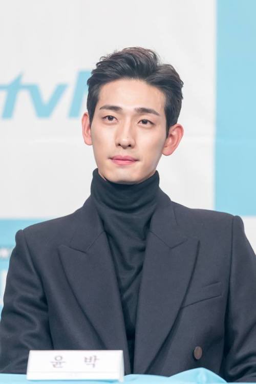 which drama/movie/variety show etc you first knew this actor?actor: yoon park