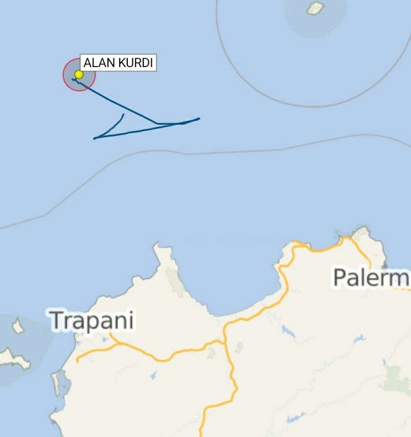 GiancarloDeRisi's tweet photo. Costerà 1 milione di€ per 15gg la quarantena dei 156 migranti della #AlanKurdi. Soldi nostri, che la #ProtezioneCivile pagherà per noleggiare la una nave da crociera per 2.200 passeggeri,520 cabine, 24 suite.Tutto per gli africani tanto gli italiani sono agli arresti domiciliari https://t.co/LkApSZnjHE