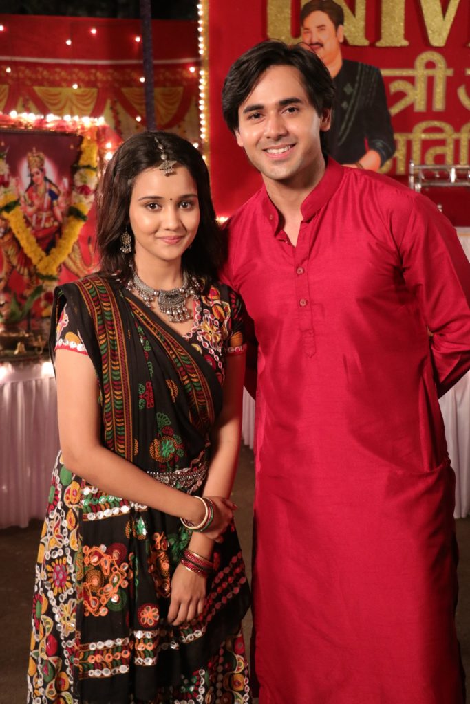 zaccollin2's tweet photo. #AshiSingh & #RandeepRai ♥️
#JenniferWinget & #ShivinNarang 🔁
#beyadh2 #samaina #YehUnDinonKiBaatHai #beyadh #Bepannaah #AshDeep https://t.co/wMzfk4SjTr