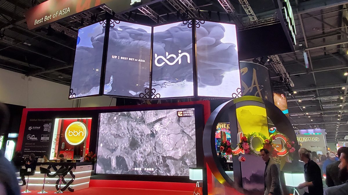 OneDisplay1's tweet image. Featuring #OneDisplay’s Transparent 3.9mm LED, we supported BBIN to deliver high-end AV and large-scale LED at their stand. Our transparent LED adds a powerful digital element to an already impressive stand design.
#LED #Transparent