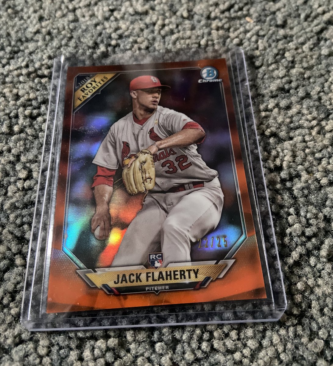 MendysCards's tweet photo. Y’all want to get weird??? 

GIVEAWAY!!! 

Get me to 1k followers by April 20th 4/20 and I will give this Orange chrome Jack Flaherty rookie /25 away to a random RT and follower!!

RT and Follow to enter! https://t.co/hmKhoWR7Qn