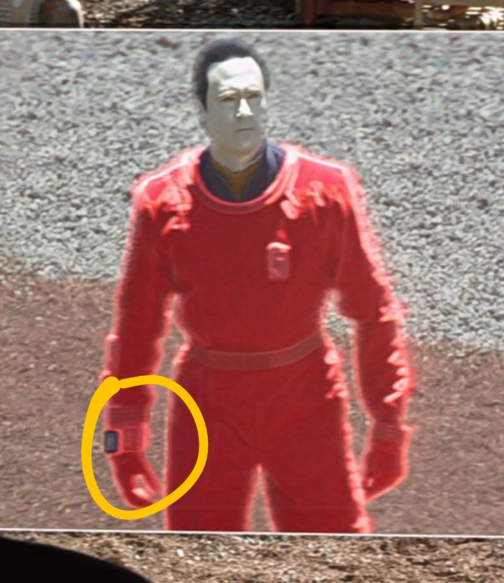 Trekcorpse A Red Wrist Mounted Tricorder Prop And Illustrated Recreation Worn On The Stealth Suits Used By The Federation Team Studying The Ba Ku Star Trek Insurrection Startrek Trekcorpse A Red Wrist Mounted Tricorder Prop And Illustrated Recreation Worn On The Stealth Suits Used By The Federation Team Studying The Ba Ku Star Trek Insurrection Startrek