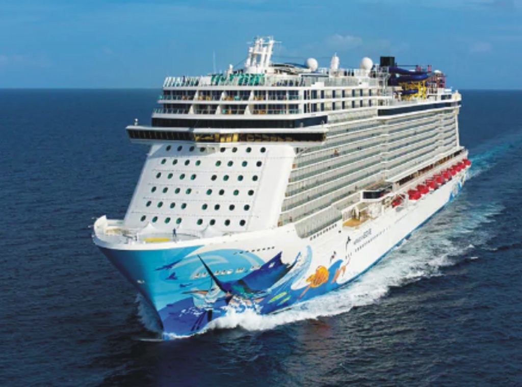 lollypedia's tweet photo. Norwegian Cruise Line World MasterCard 2020 Review https://t.co/8k6XYJkJec https://t.co/9C0sfrovqY
