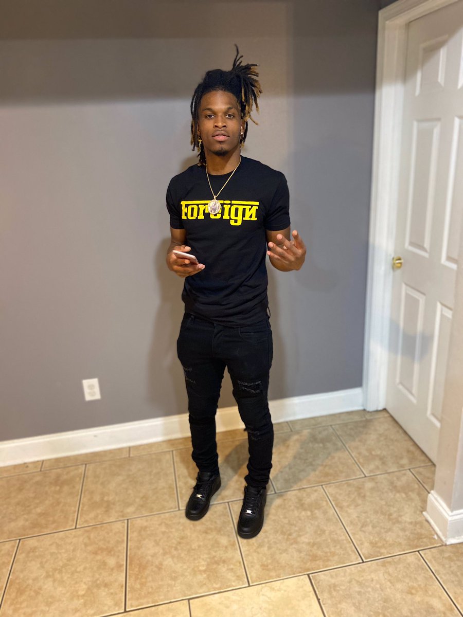 3BabyTrent6's tweet image. 🖤 More Life🖤 #rest40💔 #FreeDareal