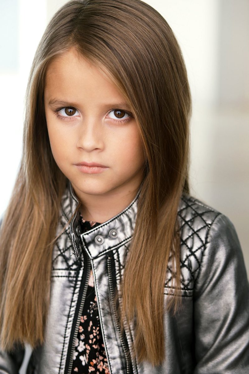 yayagosselin's tweet photo. You guys the little girl that played little Zoe is MY LITTLE SISTER NICOLETTE! I’m so proud! She did great! #proudbigsis #familybusiness #gonicogo https://t.co/dUttRak8Tz