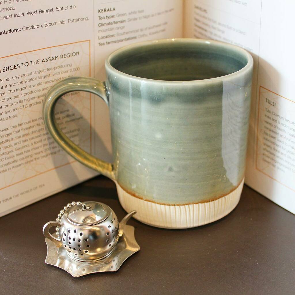 teassential's tweet photo. We’re working on getting some of our mugs on our website! Stay tuned!

#teassential #teassentialspecialtyteas #vernonbc #downtownvernon #tea #teashop #shoplocal #mug #mugs #teaware #strainer https://t.co/8x9Xlh7bRi