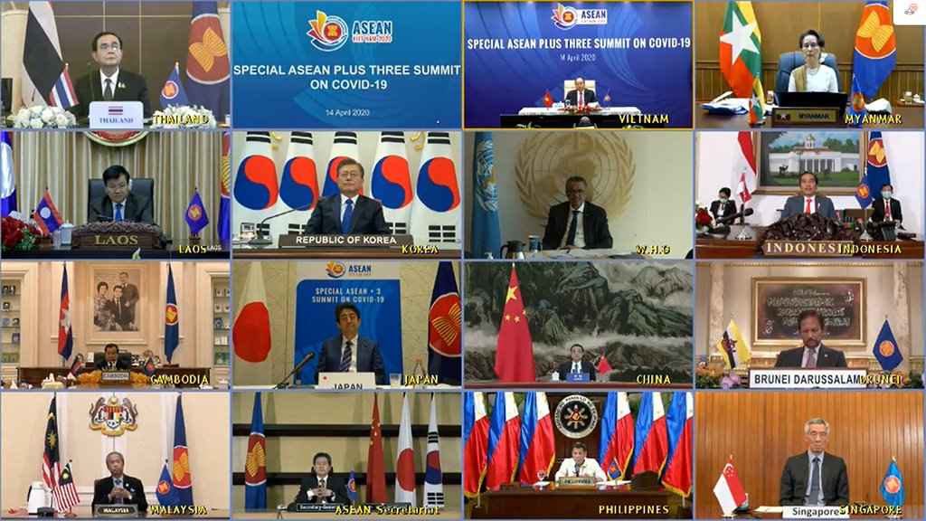 The Leaders of #ASEAN and their counterparts from Japan, China and Republic of Korea held a special summit on #COVID19 today where they committed to work together in fighting the disease and mitigate its impact on the people. Read the joint statement: bit.ly/APTCovid19