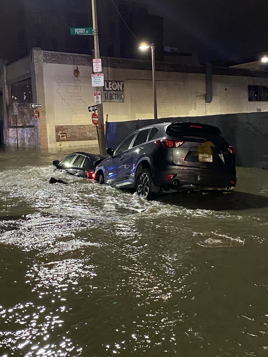 BostonFire's tweet photo. At approximately 9:18 a major water leak at 500 Harrison Ave South End .The street has buckled,there are multiple cars under water.Streets in the area are flooded. https://t.co/2GOv35rEpB