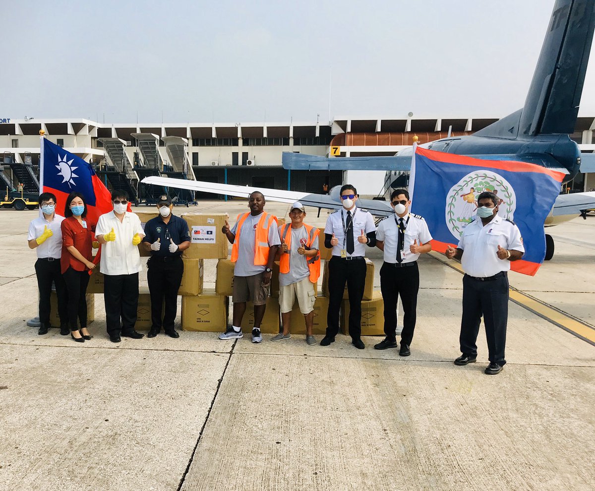 TW_Belize's tweet photo. 60,000 high quality “Made in Taiwan” face masks arrived in Belize today!! All the masks will be soon donated to Ministry of Health and to be used by frontline medical service providers! #TaiwanCanHelp #TaiwanIsHelping https://t.co/AzAopoECkN