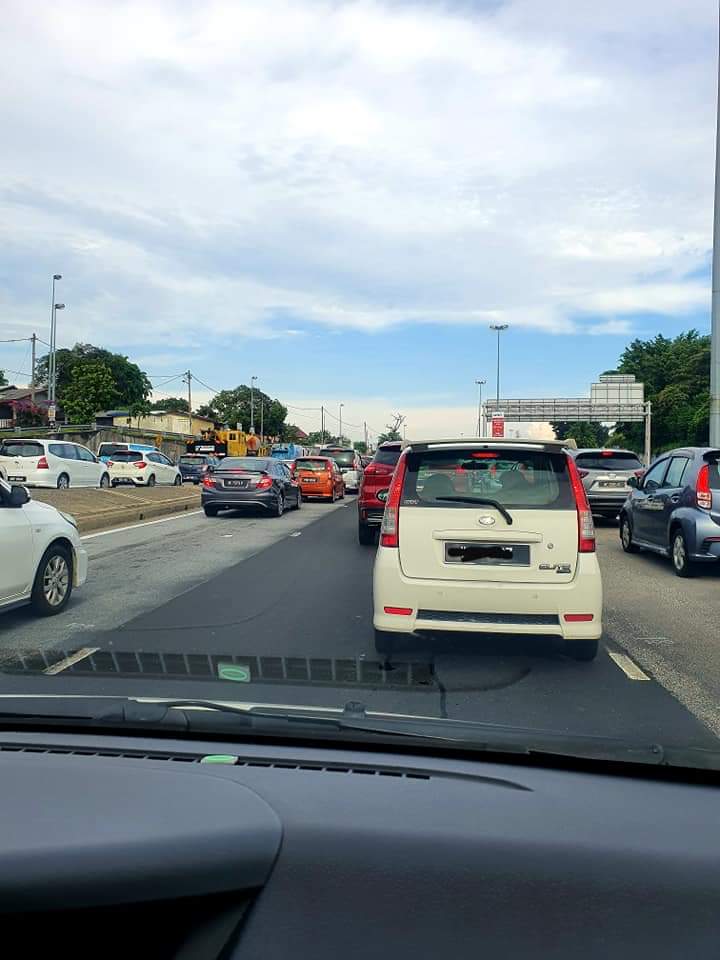 Bangi Kita Twitterren Trafik Sesak Selepas Tol Sg Ramal Arah Putrajaya Silk Highway Berikutan Sekatan Jalan Raya Di Hadapan Shell Sg Ramal Kredit Mar Amirah Adzli Https T Co Zah9ok6osy Twitter