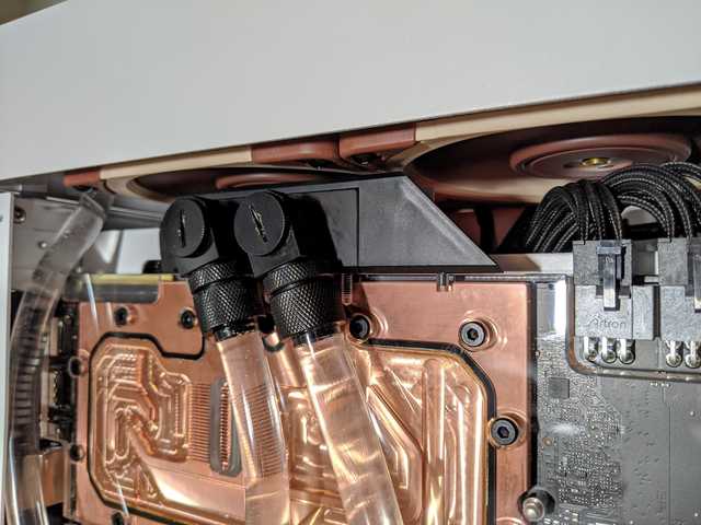 nouvolo_tech's tweet image. More Steck awesomeness🔥. Not hard line tubing but still great effort.👏
#sffpc #custompcs #watercoolingpc