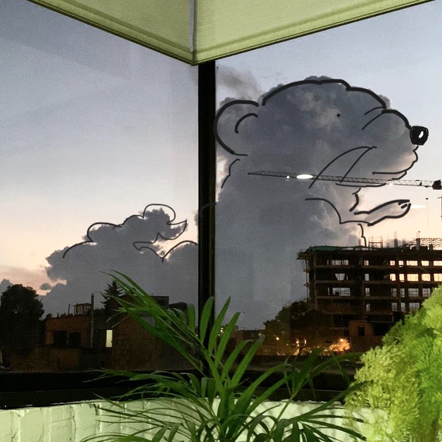 Natiguan's tweet photo. El cielo anda “dibujable” por estos días https://t.co/T4pc4oaLWQ