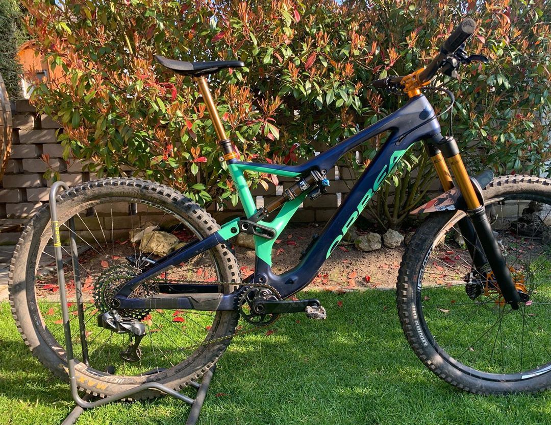 mtbdatabase's tweet photo. This Orbea rig ๐ค
Credit: @daniel.zt
#mtbdatabase #bike #bikes #mtb #mtbs #mtbikes #mountainbikes #mountainbike #mtblife #mountainbikelife #cycling #cycles #dh #downhill #downhillmountainbiking #downhillbikes #enduro #endurobikes #trail #trailbike #trailbikes #redbull #fox https://t.co/6e6UB4qIOT