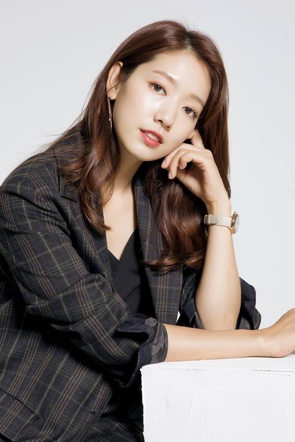 which drama/movie/variety show etc you first knew this actress?actress: park shin hye