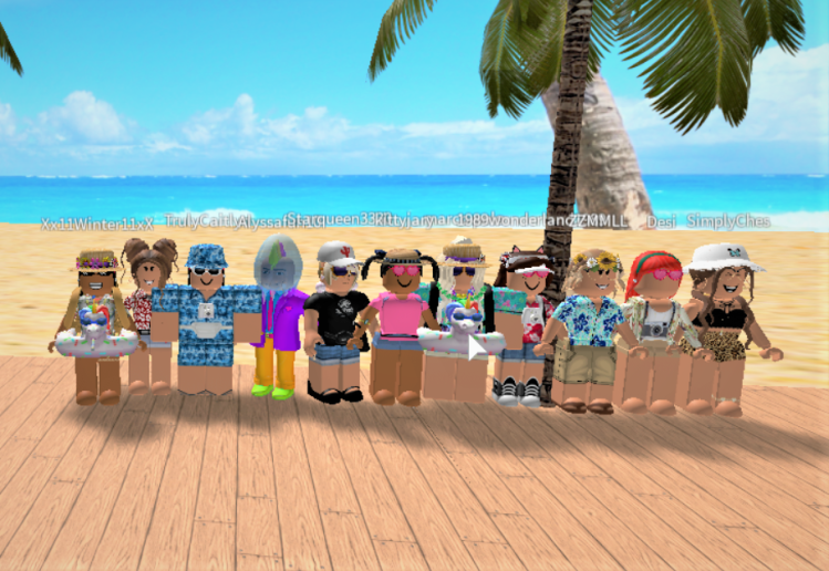 RblxPhoenix1's tweet photo. Tourist day was a success! Counting down the days until Catch A Wave, and it's 3 until we leave for Honolulu. 🐳 https://t.co/PGXlZoyCtT