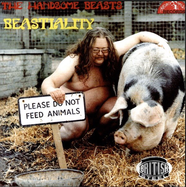 noobybear's tweet image. i love music