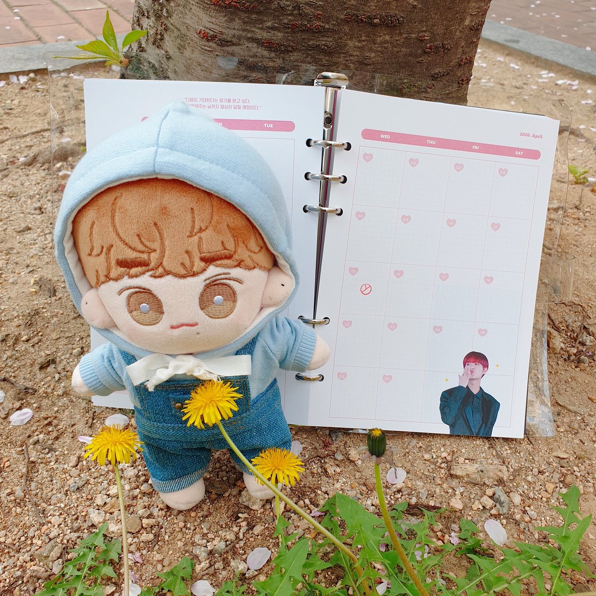 hwippi's tweet photo. 🌻💙투표 완료💙🌻 https://t.co/VtiIwi4Gr4