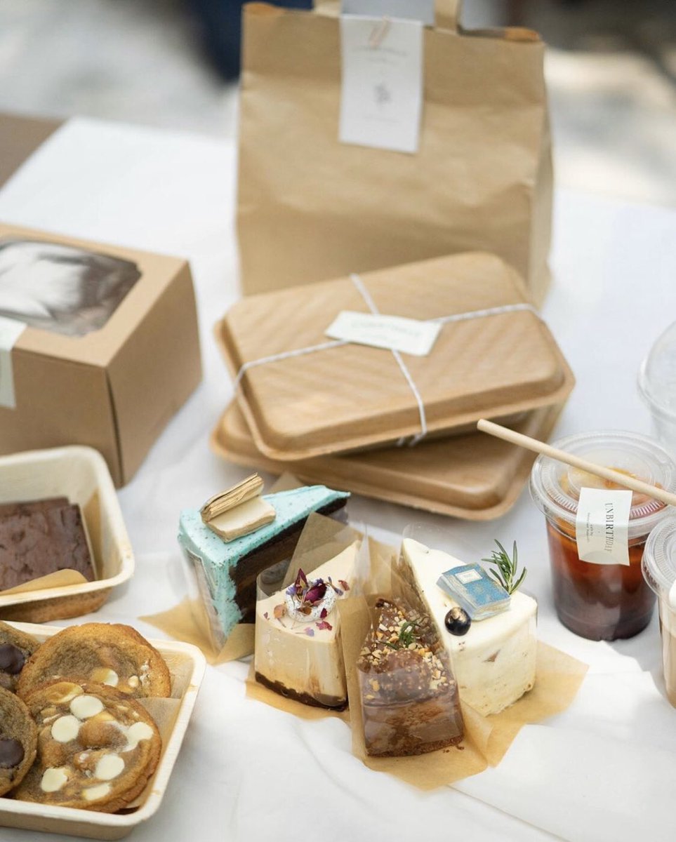 sharewithme18's tweet photo. picnic set at home ของ unbirthday cafe น่ารักมาก ใครอยากได้ฟีลอยู่คาเฟ่อยู่บ้าน ต้องลองงงง💛🌿

ig : unbirthdaycafe #รีวิวคาเฟ่ https://t.co/6mNkkcFc54