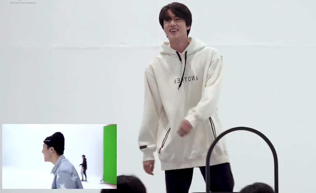 jinspasta's tweet photo. “this is really important, when i’m dancing and hoseok looks at me like he’s satisfied. it’s perfect, perfect” https://t.co/dURtwWuUpF