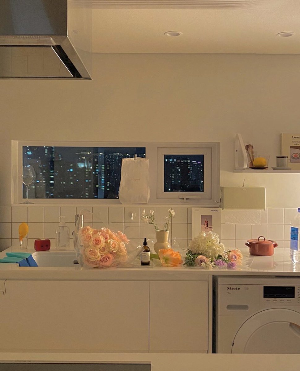 sharewithme18's tweet photo. ชอบบ้านเค้ามากก เรียบๆน่าอยู่สุดๆ เอามาเป็น ref แต่งคอนโดได้เลย 

crd ig : sal_gungli https://t.co/O2kWVyCTNM