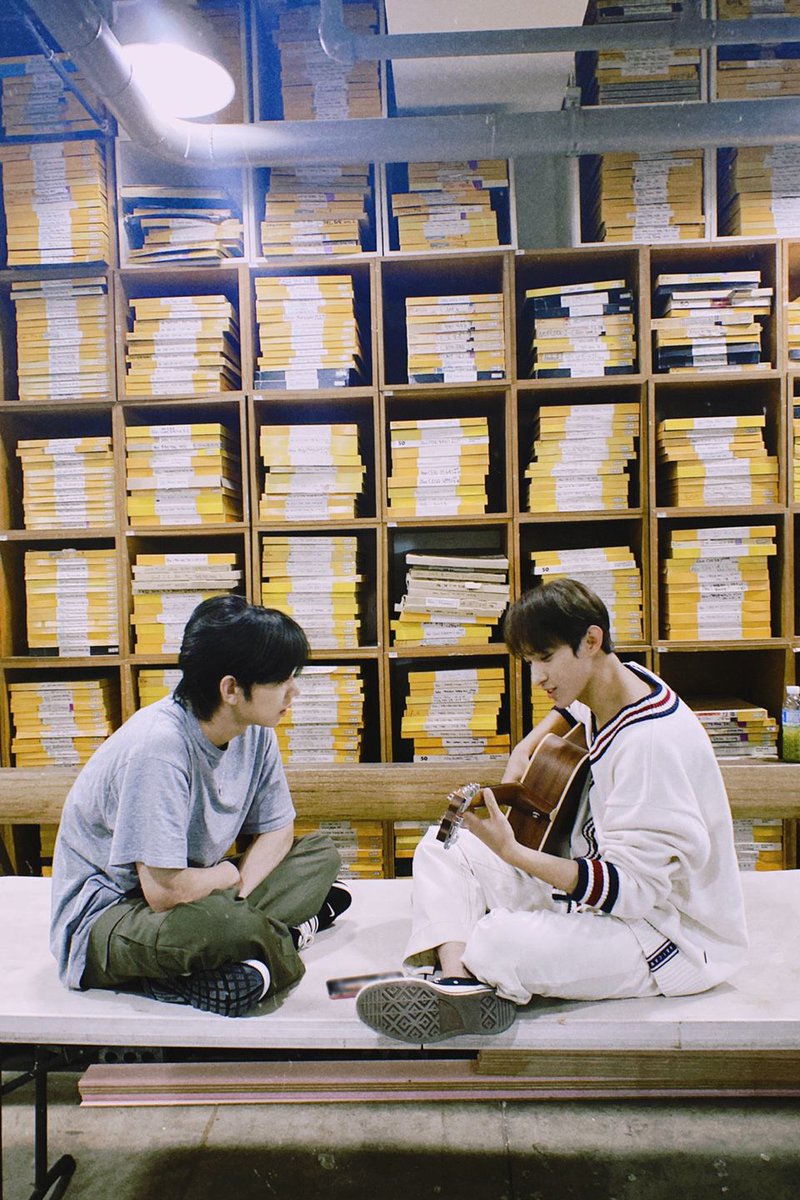 saethename_'s tweet image. "𝓑𝓪𝓴𝓲𝓽 𝓼𝓲𝔂𝓪 𝓹𝓪...?"
 
-- a shua x reader x seok oneshot au.
#Joshua #Seokmin #SEVENTEEN