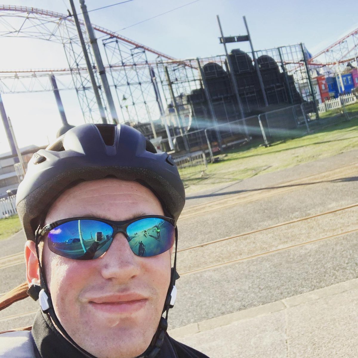 Commute home scenic route and chille #cycling #commutebybike #seafront #Blackpool