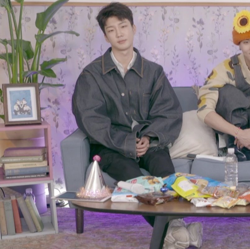 Seunghoon and his existential crisis #WINNER  #HOONY