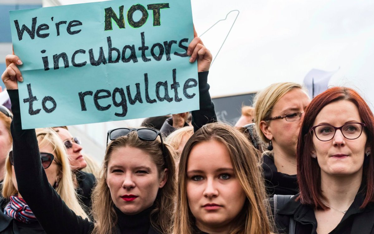 They are also trying to so-called "Stop Paedophilia” bill to criminalise sexuality education and make it illegal for medical professionals to prescribe contraceptives for under-18s.  #NoLockdown4SRHR  #SolidarityWithPolishWomen  #OdrzućProjektGodek