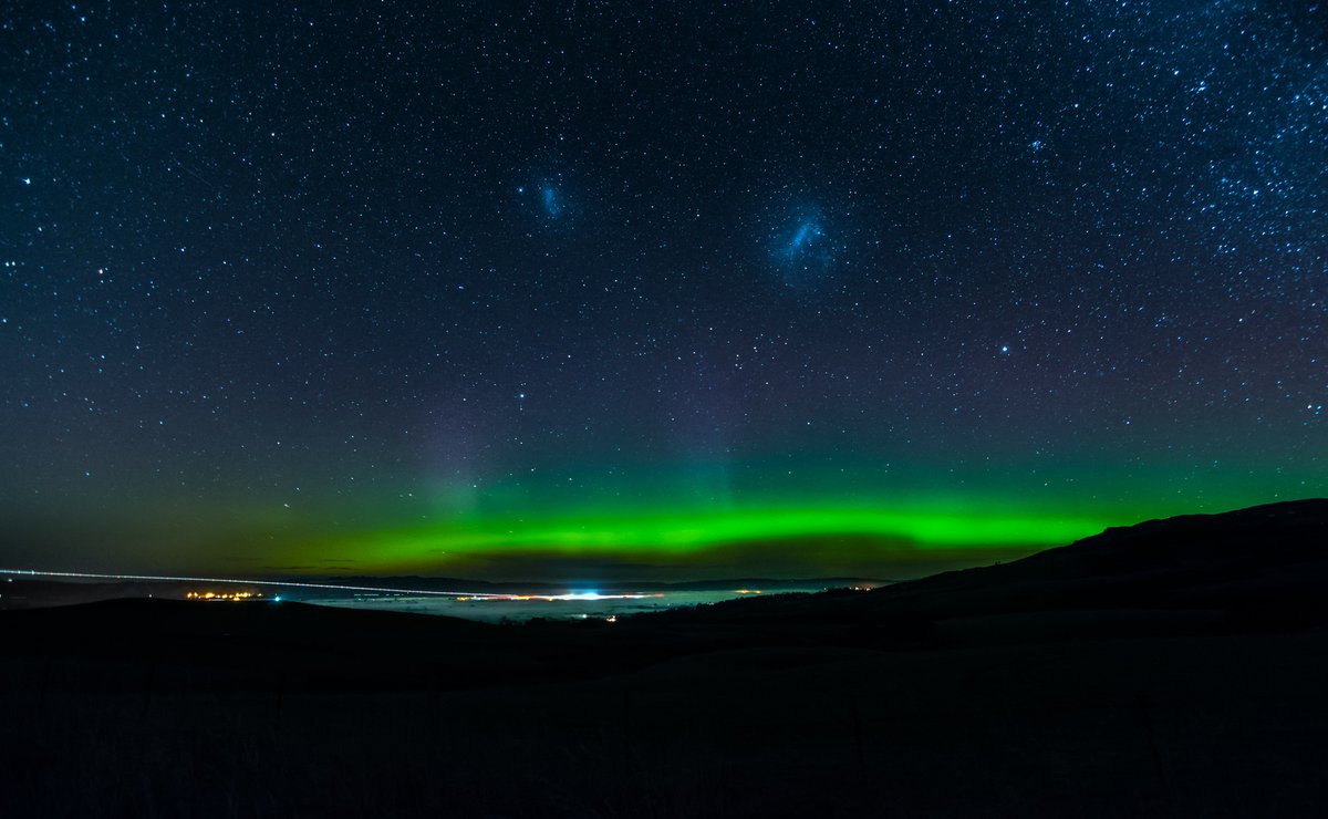 I guess I should share some of my night sky & Aurora images... #BitsOfNewZealand Airglow Birdlings Flat Te Mata Hapuku ChCh (light painting) Papanui Inlet, Otago Peninsula Flight from Aus landing at Dunedin Airport Blackhead, Dunedin