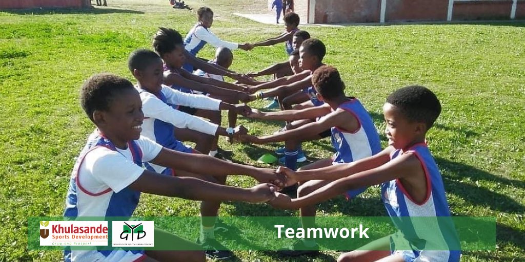 KhulasandeSpor1's tweet photo. Khulasande Sports Development have found fun and exciting ways to teach teamwork and life skills to children.  Through sport participation youth adopt knowledge and skills that can positively impact their entire lives.
#KhulasandeSport #GYD #KSD #Teamwork #ActiveKids #sport https://t.co/VBIwY7COTm