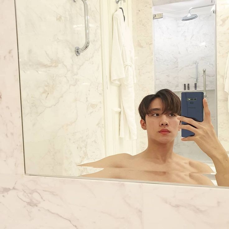 ❛❛ abril¡15
.           ꒰ via instagram . . .

⸼ ۰➫  —

           "no hay nada mas relajante que un baño de burbujas en la tina."