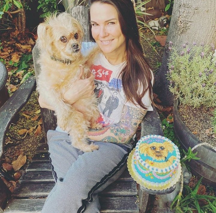 RevolutionInInk's tweet image. Birthday bitches.