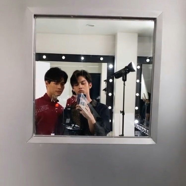 theferrisma's tweet image. let me photograph you in this light 
in case it is the last time ;-;
#ไบร์ทวิน