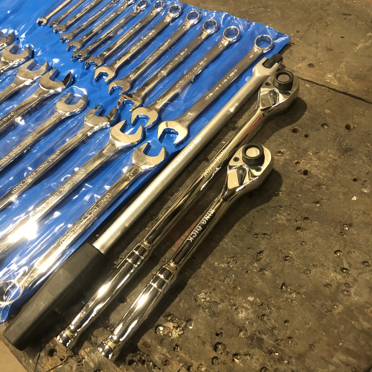 SAWCOLTD1's tweet photo. Thanks to @kingdicktools for the speedy delivery on the new spanner and ratchet sets ready to put to work! 
#tools #newtools #kingdicktools #spanner #ratchet #engineer #mechanics #welding #fixit #repair #mechanical #chrome #new https://t.co/dX1WdsSUmw