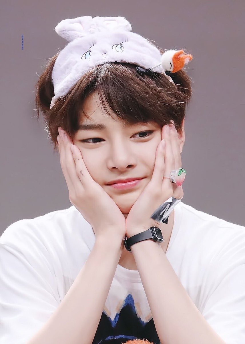 jeongin - vicky: don’t really have a reason, “i want to be jeongin”kate: is a good child like jeonginlen: babie vibes