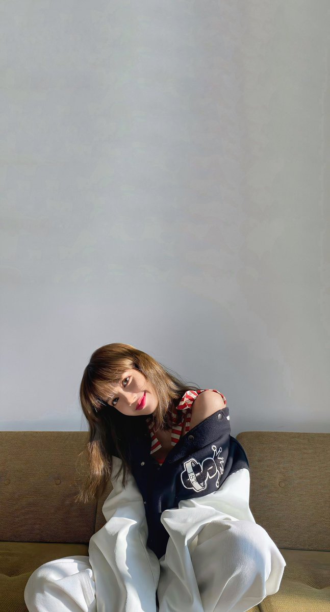 lisa_wallpaper's tweet photo. March,19 2020 ig: lalalalisa_m
Phone Wallpaper #LALISA #LISA
🥰 https://t.co/DEwK0QmfsG