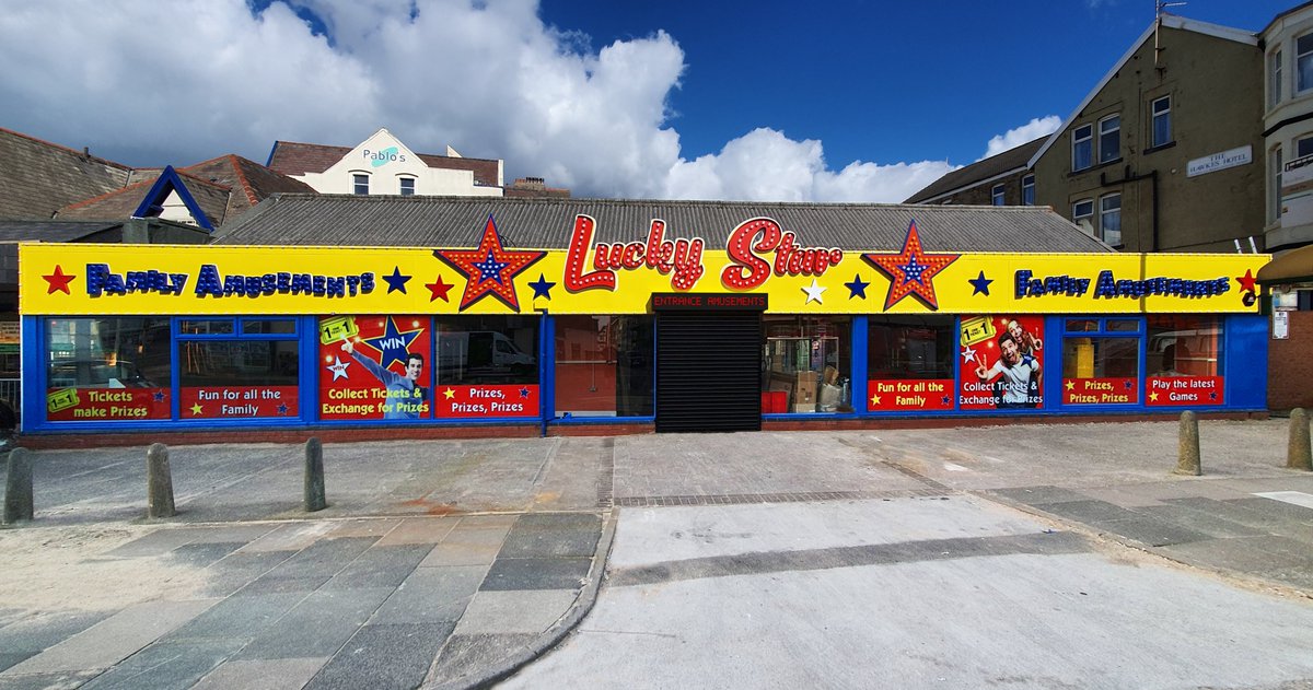 GranthamsDT's tweet image. Sign Design+Sign Manufacture+Sign Installation.LED Illuminated Fascia, Safety Window Film &amp;amp; Window Prints.For more information,contact sales@granthamssigns.co.uk or call 01253 892410. #LEDSigns #DigitalPrinting #CncRouterCutting #LaserCutting #Perspex #SignDesign #GranthamsSigns