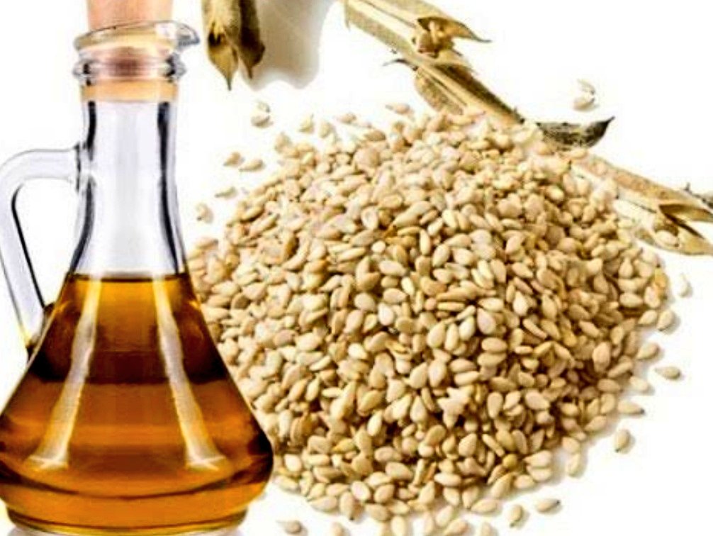 In Ayurveda, when any prescription says oil, it generally means fresh Sesame oil. Til ka tel, Gingelly oil/ Nallennai.Probably the only oil applicable both externally & internally on the human body on a regular basis! You can cook with it. Consume it raw! Huge immunity booster!