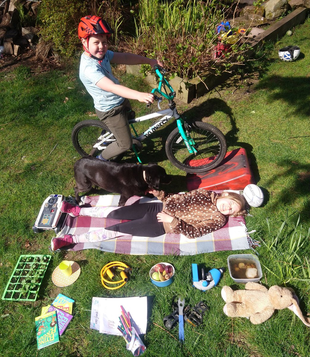 lochcharlie's tweet photo. Here we are in sunny Scotland! 7yo Sam's arms not long enough, mum had to take the shot! Enjoy our blend of crazy #tadpolesandBigTrack 😍 🏞️ @rab_equipment #RabAtHome #StayAtHome https://t.co/OuyP15CPYp