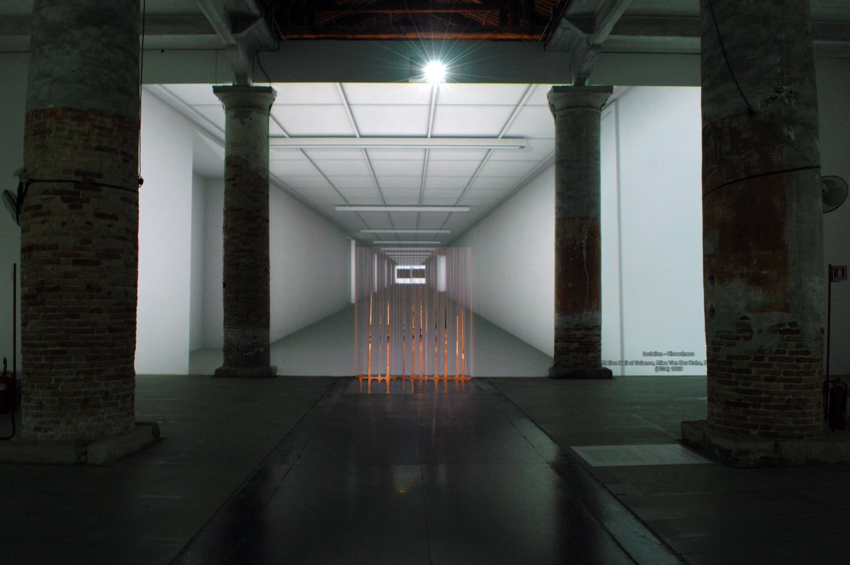 la_Biennale's tweet image. Nel 2012 #FarshidMoussaviArchitecture partecipò a #CommonGround con &quot;Architecture and Affects&quot;, una serie di proiezioni che, fondendosi con la struttura dell&apos;Arsenale, ci ricordano che gli edifici si possono interpretare anche in base alle emozioni che suscitano in noi.